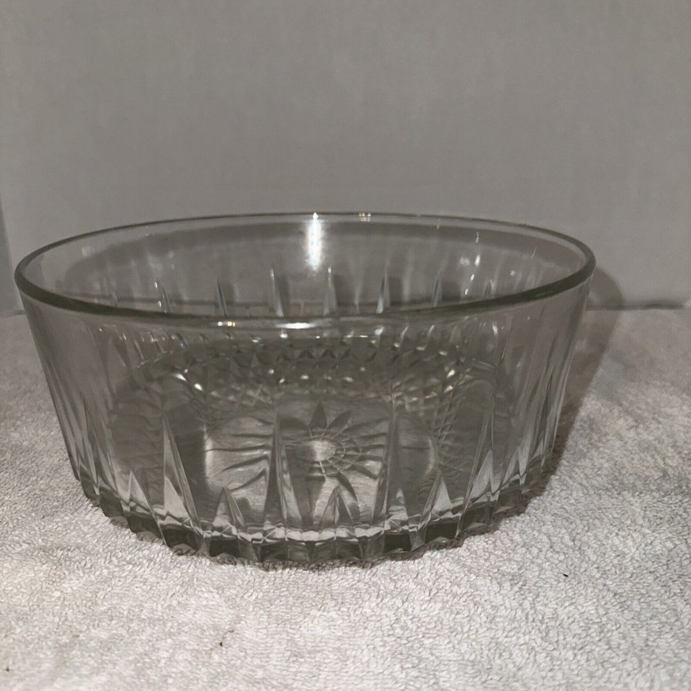 9” Arcoroc USA VTG Clear Serving Salad Fruit Trifle BOWL GLASS STARBURST DIAMOND